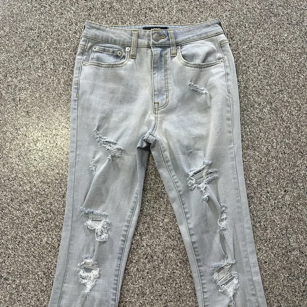 Aeropostale Jeans Womens 4 27x28 Aero Super High Rise Jegging Distressed Raw Hem